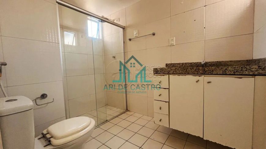 Apartamento Quarto e Sala, Varanda, 49m² na Quadra da Praia de Ponta Verde - Maceió Alagoas