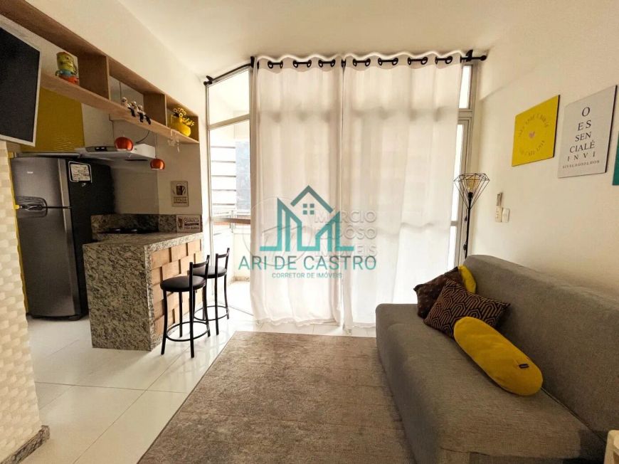 Apartamento Quarto e Sala Mobiliado com Varanda, 44m², a Poucos Metros da Praia de Ponta Verde - Mac
