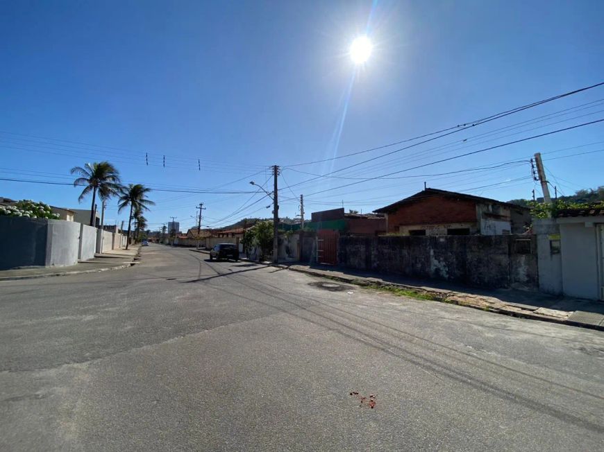 Terreno de 391,50m² (13,50m x 29,00m) em Jacarecica - Maceió - AL