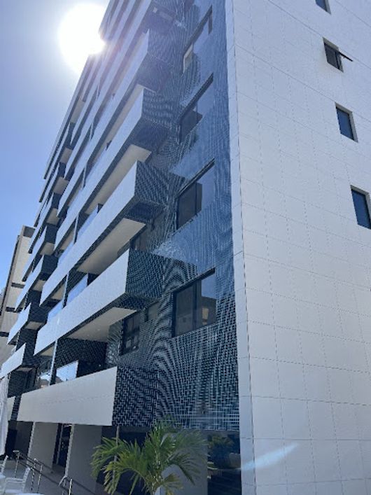 Prédio entregue recentemente na 2ª quadra do mar de PV. Apartamento com 3 dormitórios à venda, 121 m