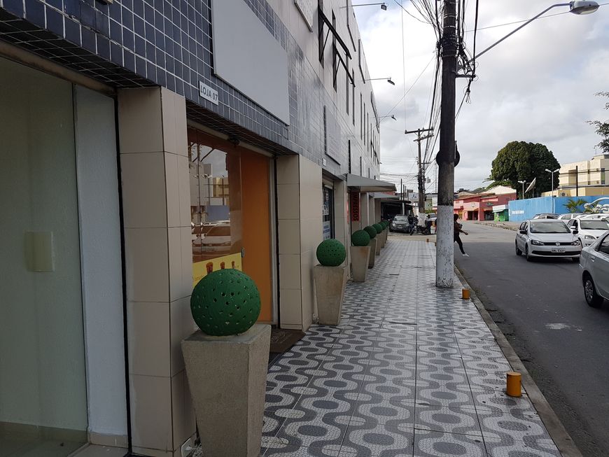 Galeria para aluguel tem 25 metros quadrados em Poço - Maceió - AL