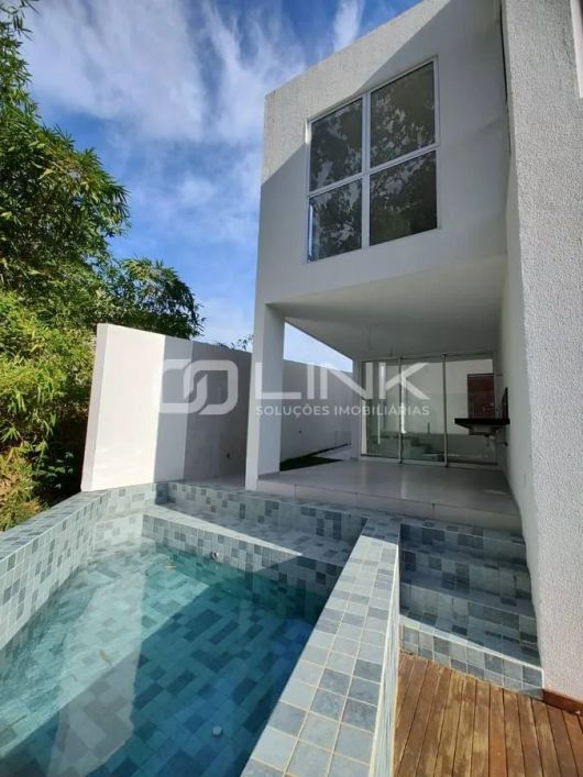 Casa de Condomínio com 3 quartos, Antares - Maceió