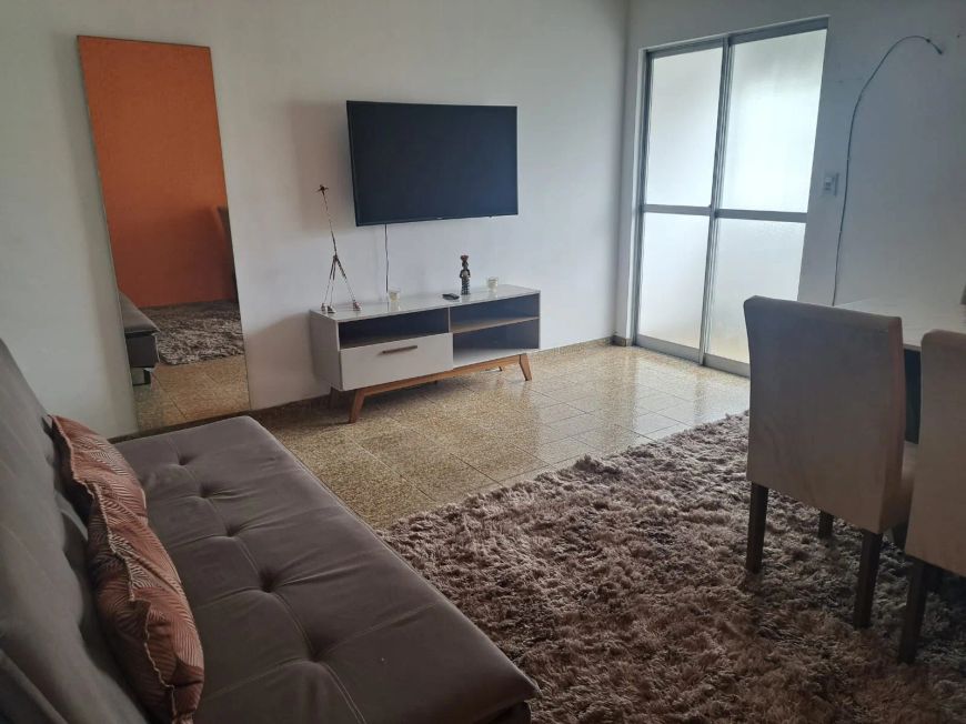 ALUGO apartamento mobiliado no Ed. Climério Sarmento (Jatiúca)