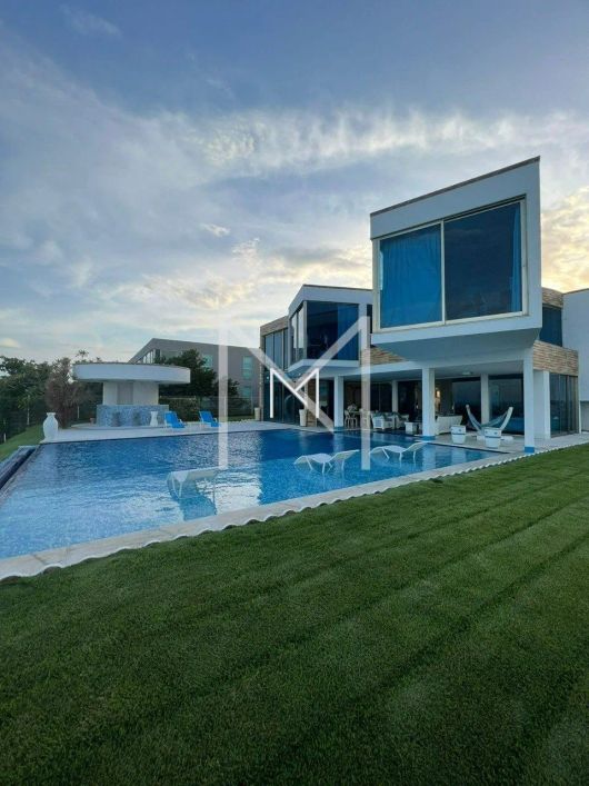 Casa em Condomínio fechado