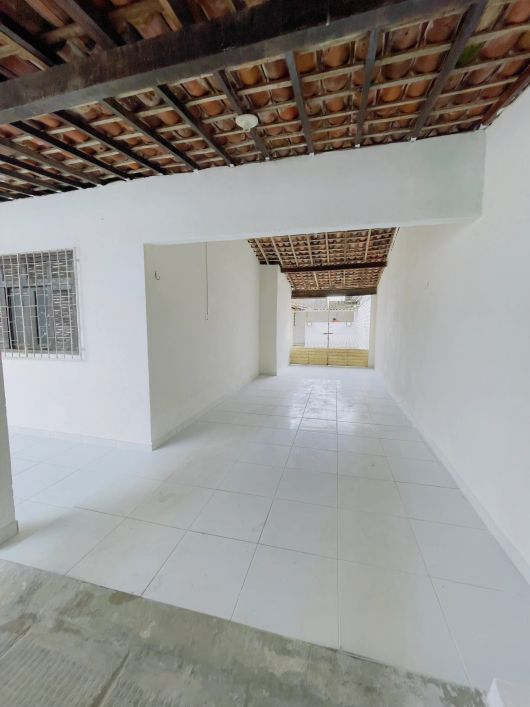 Casa no Benedito próximo ao central de alimentos