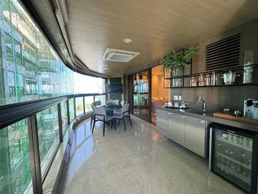 Espetacular apartamento com 4 suítes a beira mar de Ponta Verde com 314mm² por R$ 5.000.000 - Ponta