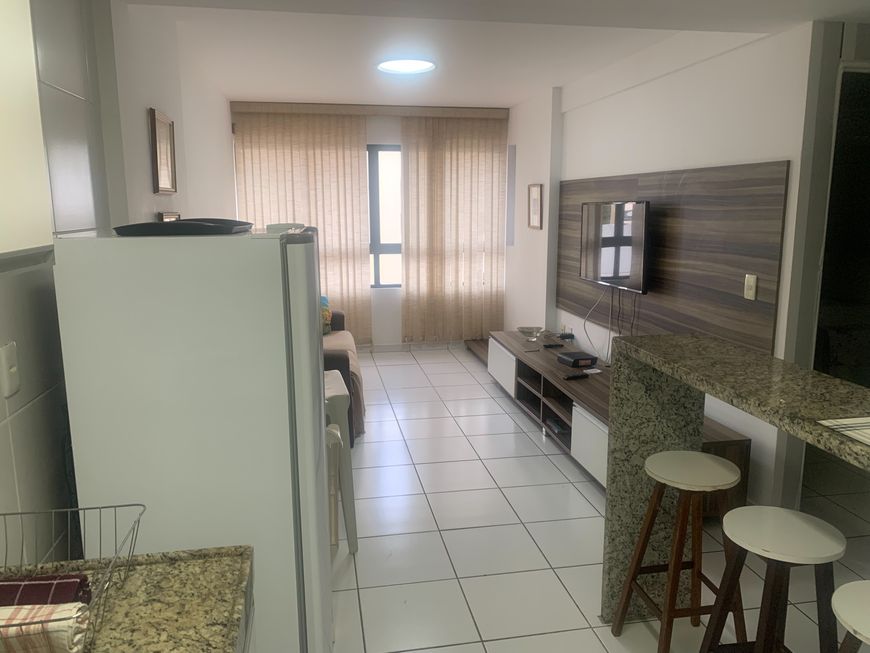 Oportunidade! Q/Sala, Porteira fechada, 45m,80m da Praia de Ponta Verde.Local Top, Cond Baixo