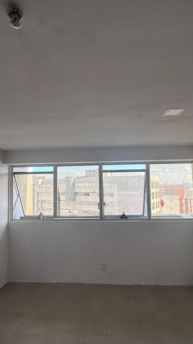 Sala Comercial para aluguel com 38 m2 em Mangabeiras - Maceió - AL