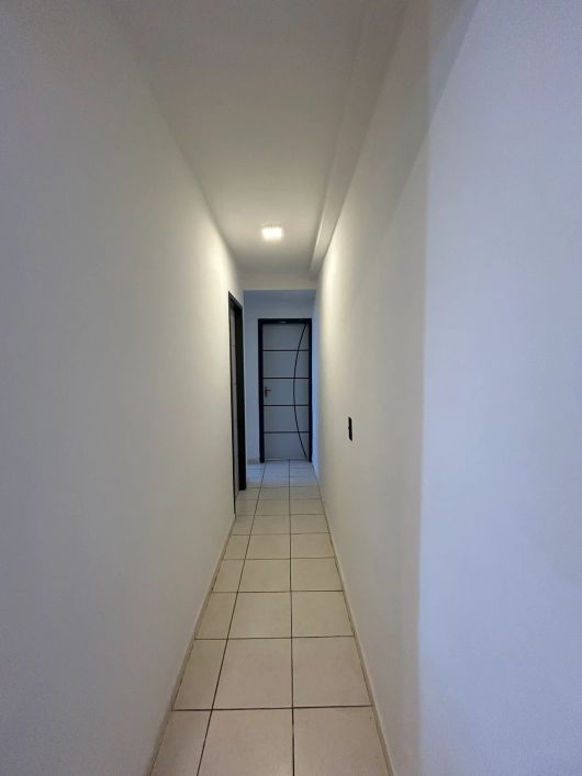 Imóvel para aluguel possui 50 metros quadrados com 2 quartos em Antares - Maceió - AL
