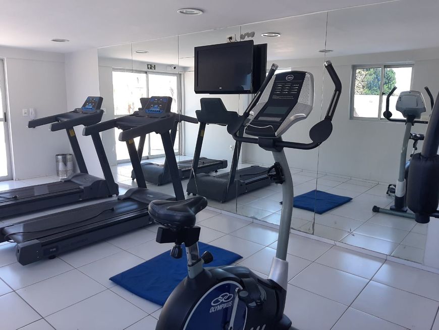 Apartamento para aluguel possui 54 metros quadrados com 2 quartos em Farol - Maceió - AL