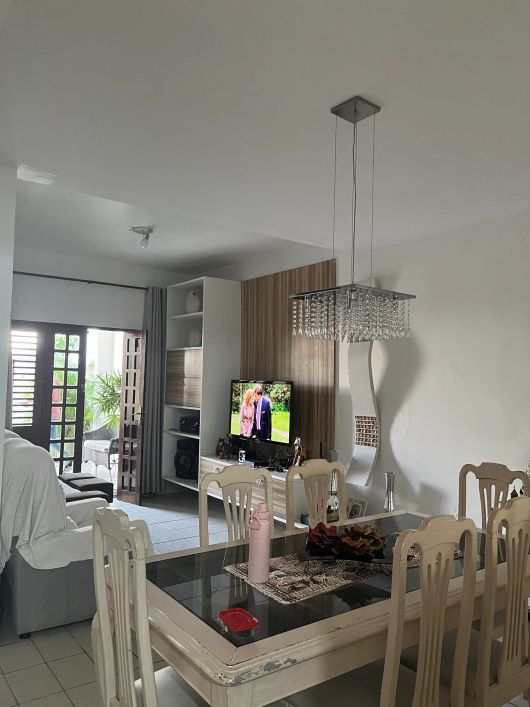 Excelente Casa à venda no Poço