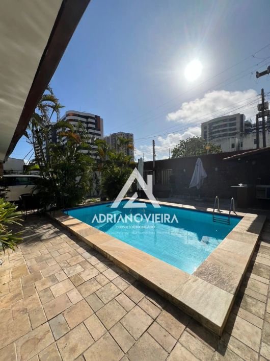 Casa no Stella Maris - Vizinha ao Vera Arruda e ao Parque da Mulher - Oportunidade.