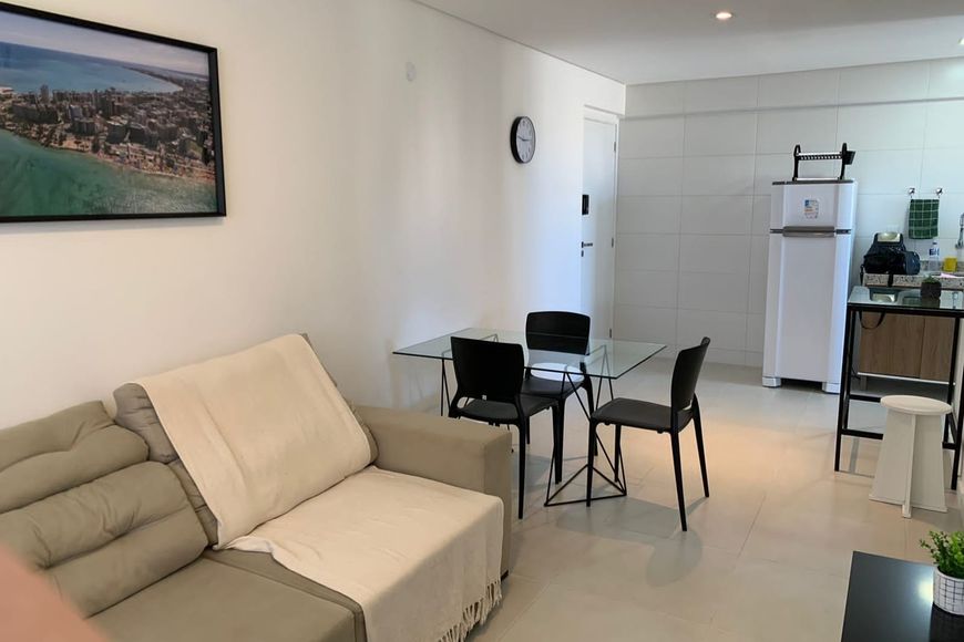 PS: VENDO APTO QUARTO E SALA COM VISTA PRO MAR NA PONTA VERDE
