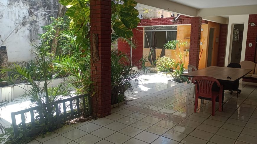 Casa à venda com 4 suítes em Cruz das Almas/Maceió