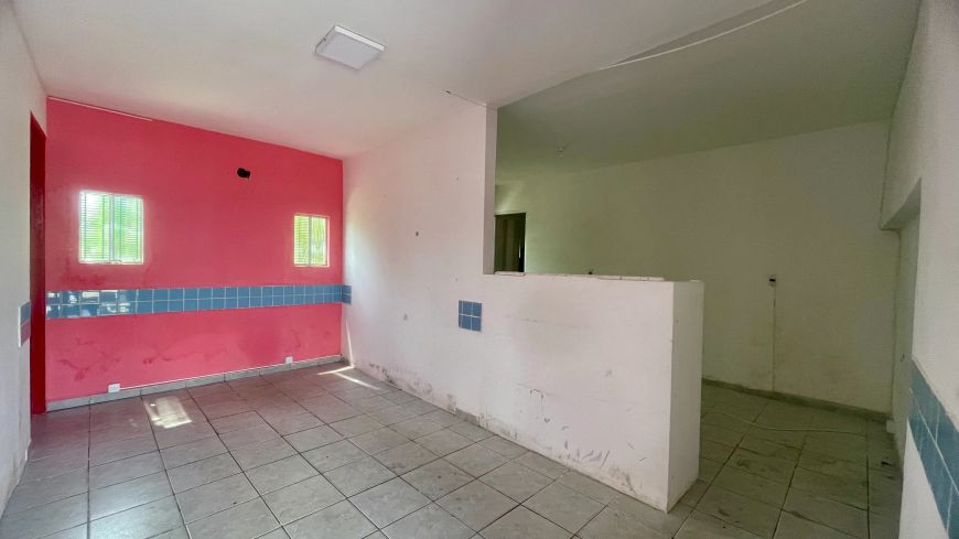 Ponto comercial para aluguel possui 37 mts2 com 1 sala, em Jacintinho - Maceió - AL