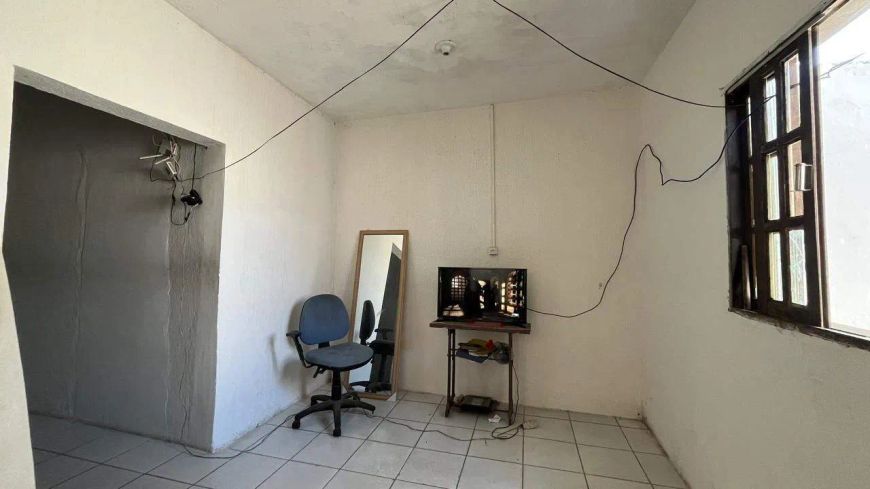 Casa à venda em rua pública, BENEDITO BENTES, Maceió, AL