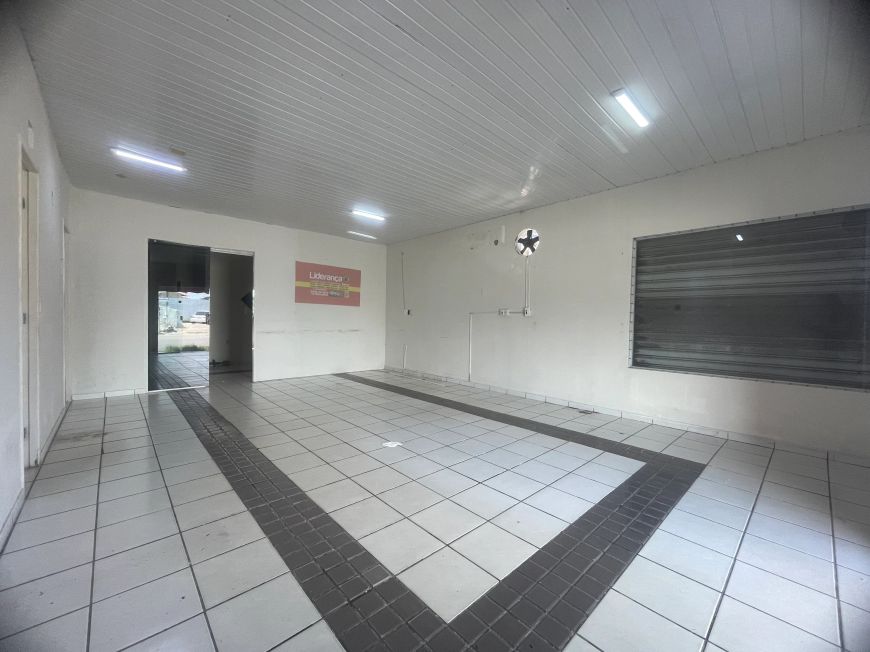 Ponto para aluguel possui 91 mts com 2 salas em Jacintinho - Maceió - AL
