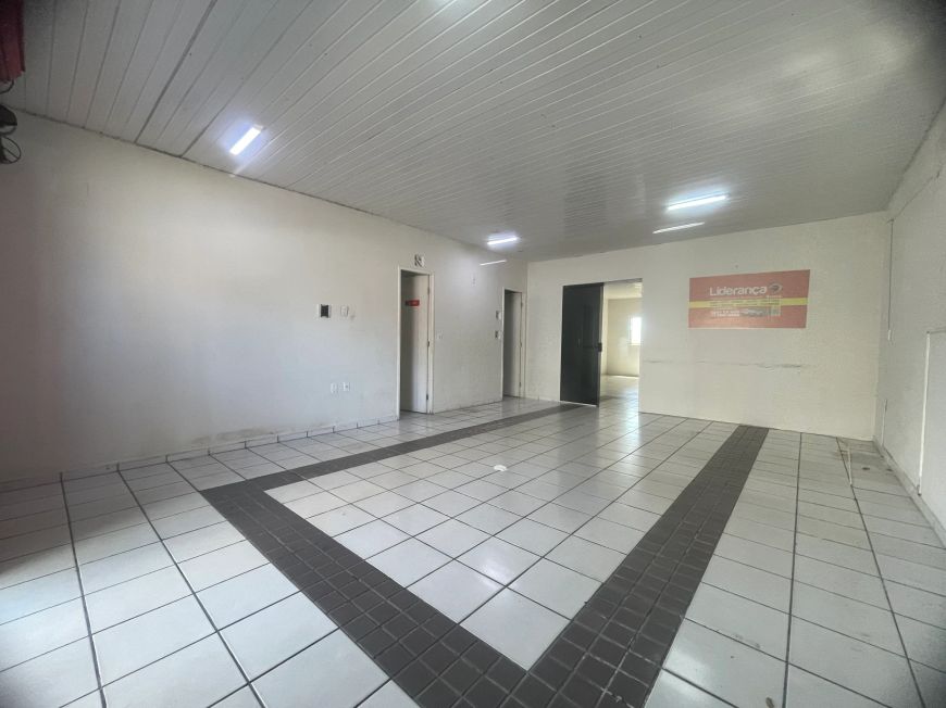 Ponto para aluguel possui 91 mts com 2 salas em Jacintinho - Maceió - AL