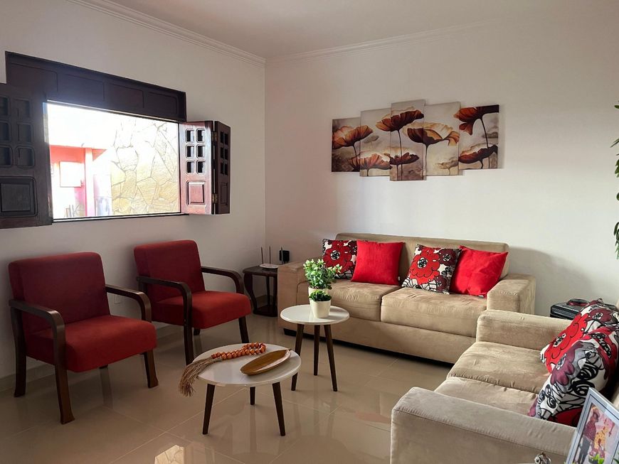 Vendo Casa ampla no condomínio Melville na Santa Amélia