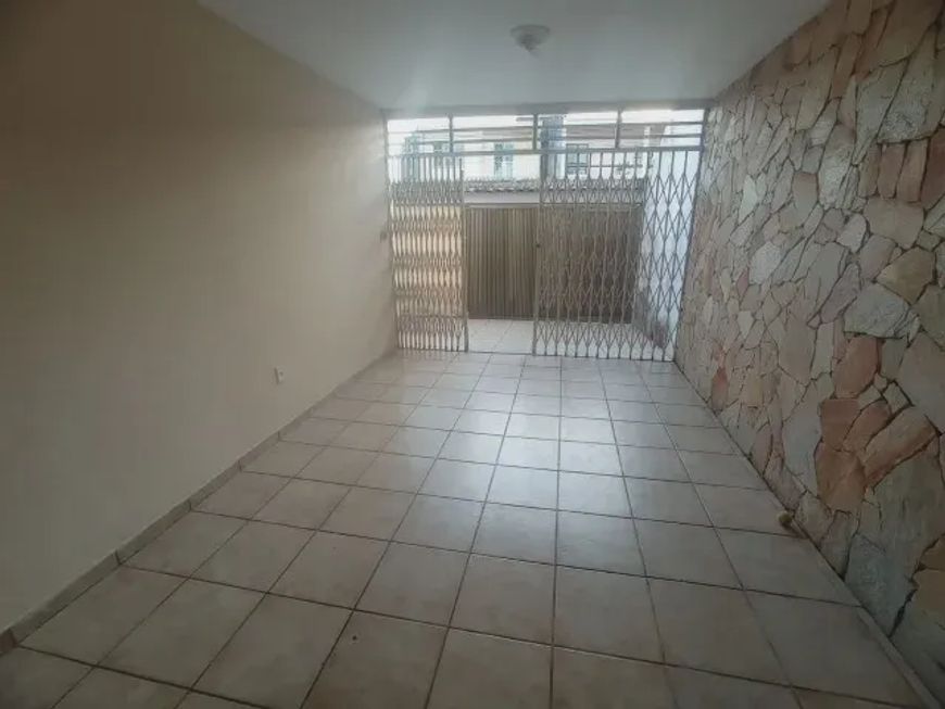 OPORTUNIDADE CASA 3/1 QUARTOS 240M2 PONTA GROSSA