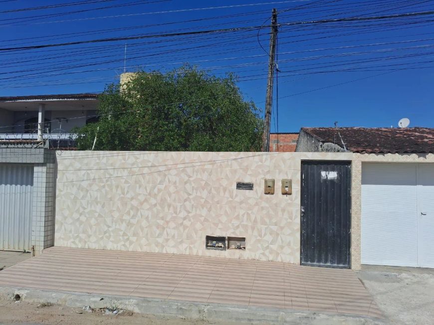 casa na santa lucia terreno 6,5 x 30 com duas casa construída - Maceió - AL