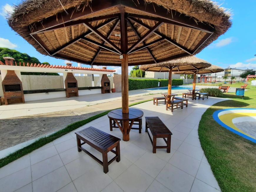 RESIDENCIAL PÁTIO 2 QUARTOS MOBILIADO NASCENTE