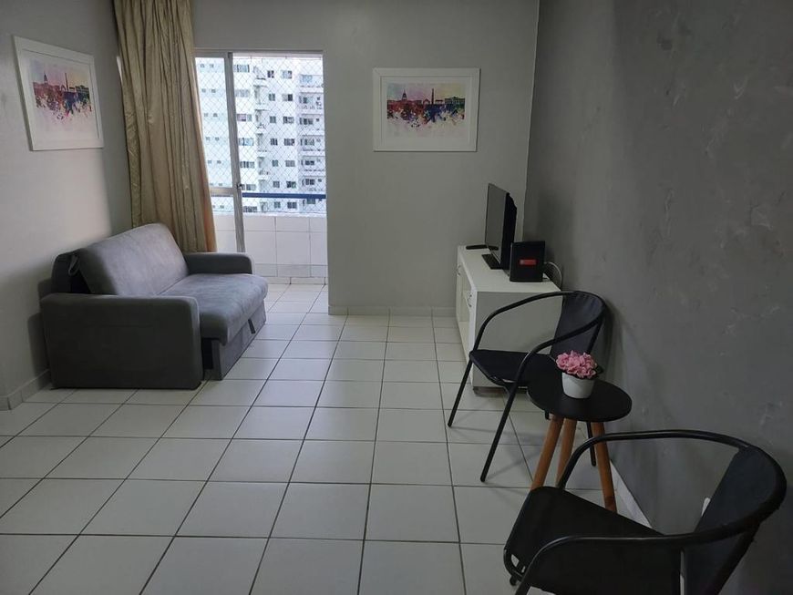PS ALUGO QUARTO E SALA COM VARANDA, NA PONTA VERDE