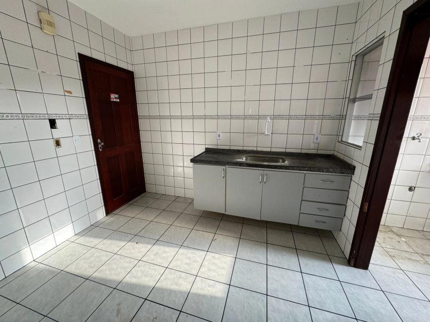 Apartamento à Venda no Edf. Samir – Barro Duro, Maceió/AL