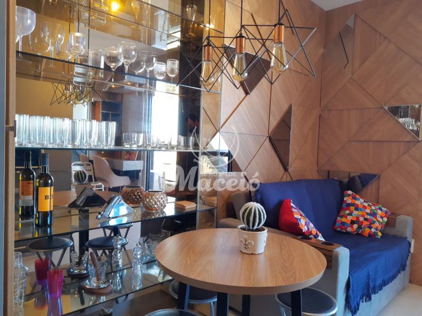Apartamento studio na Ponta Verde com excelência na área de lazer.
