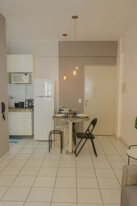PS VENDO APTO QUARTO E SALA C/ VARANDA, PONTA VERDE