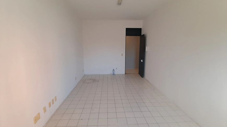 Sala Comercial no Stella Maris Jatiúca (Vizinho ao GBarbosa)
