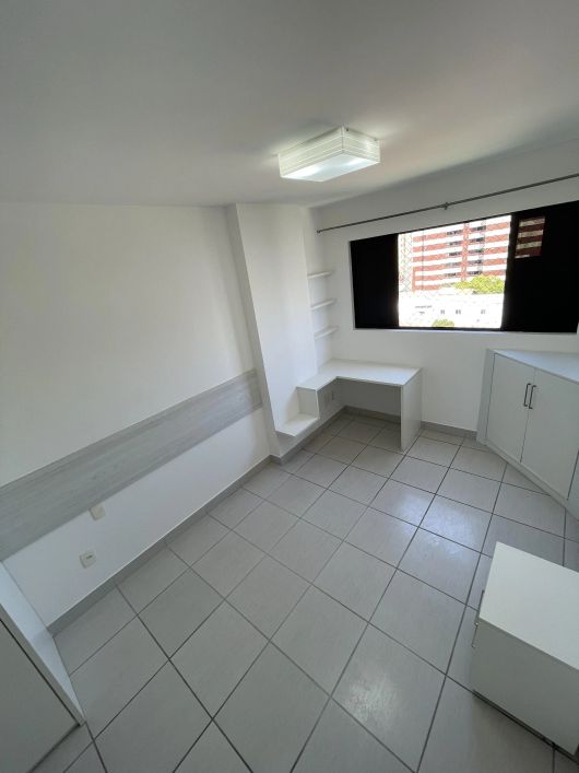 Alugo apartamento 2/4 em Ponta Verde, Maceió-AL