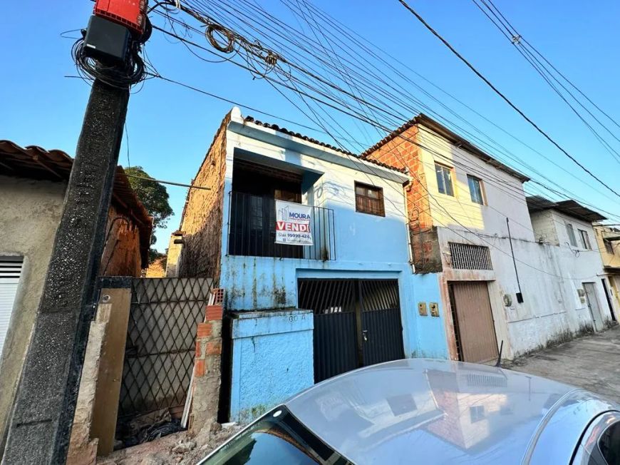 Casa com 04 quartos próximo a academia DS FIT na Santa Lúcia - Maceió - AL