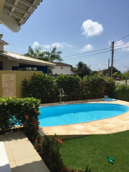 Imóvel para aluguel possui 350 metros quadrados com 5 quartos em Serraria - Maceió - AL