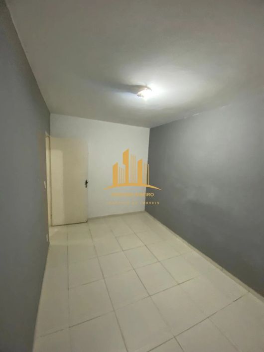 Apartamento com 57m2, 2 quartos, 2 BWC, Reformado - Poço - Maceió - AL