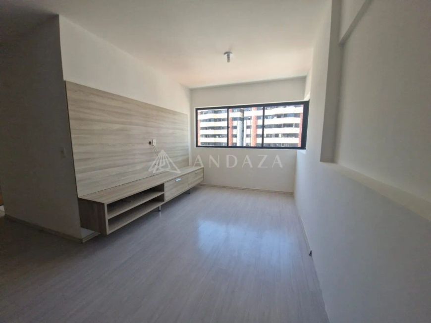 Apartamento dois quartos na Ponta Verde, a 350 metros da Orla!!