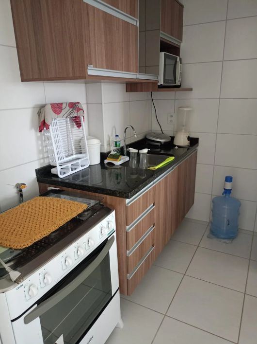 Lindo Apto. com 3 quartos sendo 1 suíte c/ varanda, mobiliado no Bairro da Gruta de Lourdes !