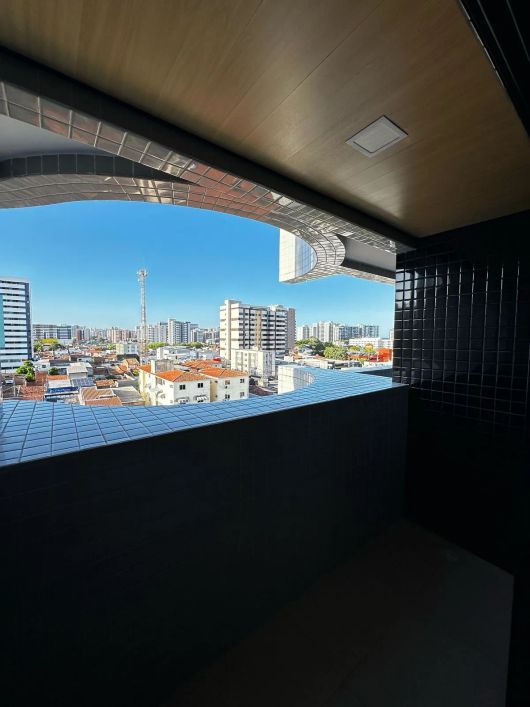2 Quartos (1 Suíte) • 64m2 • Jatiúca • Semi Mobiliado • Venda &amp; Aluguel