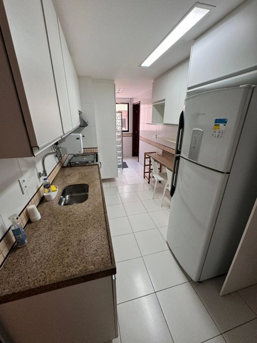 📢 **APARTAMENTO À VENDA – PONTA VERDE** 📢