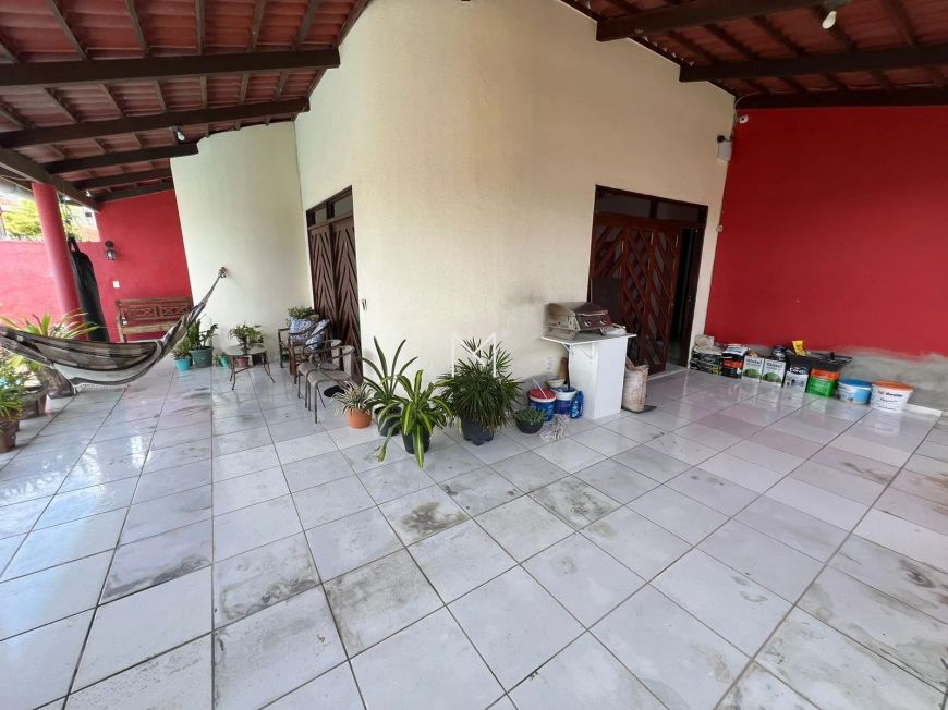 CASA COM 4/4 NO ANTARES DISPONÍVEL PARA VENDA