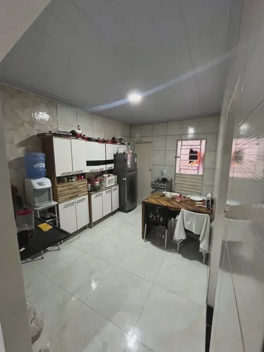 CASA NO TABULEIRO DO MARTINS COM 2 QUARTOS 2 BANHEIROS