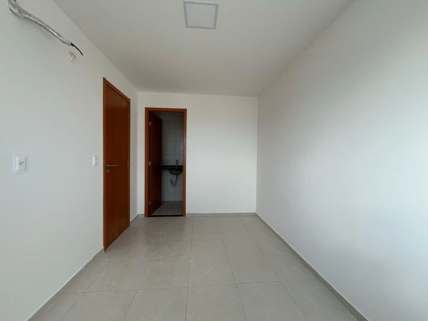 Alugo apartamento com 2/4 na Cruz das Almas