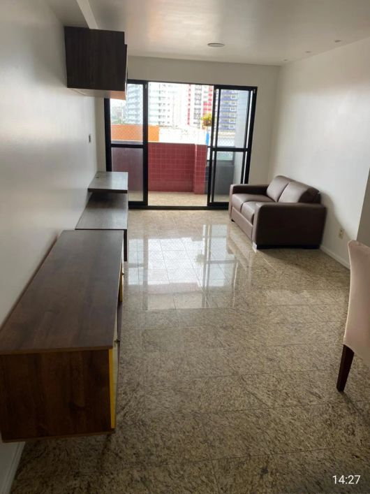ALUGO APARTAMENTO MOBILIADO NO BAIRRO DO FAROL. LOCALIZADO PRÓXIMO DA CASA DA INDÚSTRIA! COM 118 M²