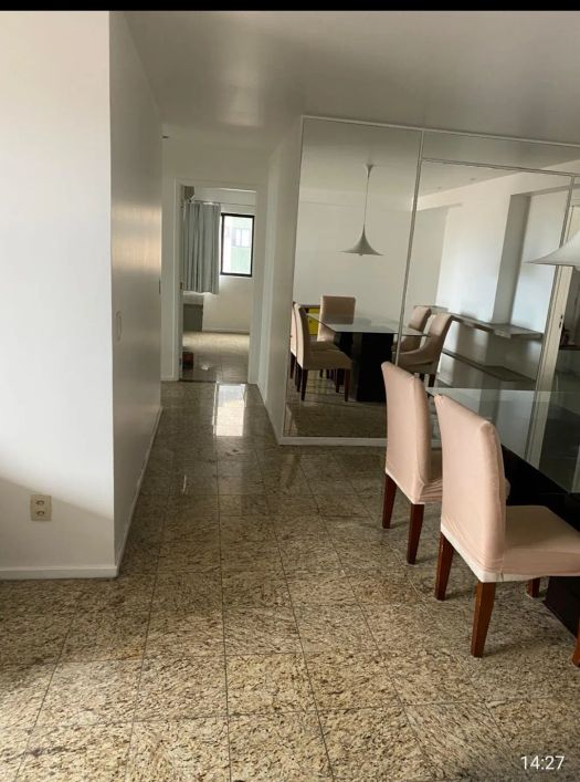ALUGO APARTAMENTO MOBILIADO NO BAIRRO DO FAROL. LOCALIZADO PRÓXIMO DA CASA DA INDÚSTRIA! COM 118 M²