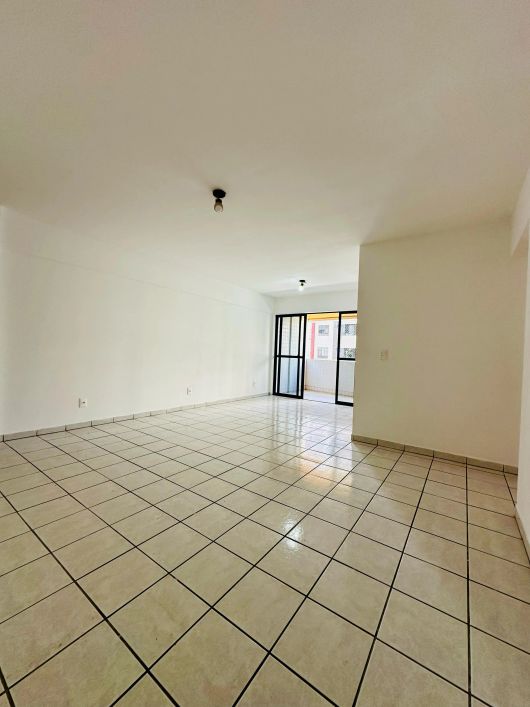 PONTA VERDE! APTO COM 91 M2, 3/4, 2 VAGAS E VARANDA COM VISTA LIVRE!