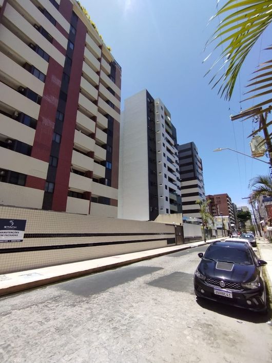 Apartamento quarto e sala com Varanda mobiliado na Jatiúca - Maceió
