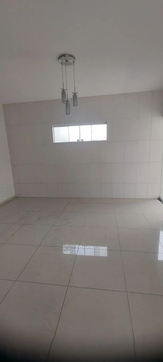 Imóvel para aluguel possui 70 metros quadrados com 3 quartos em Barro Duro - Maceió - AL