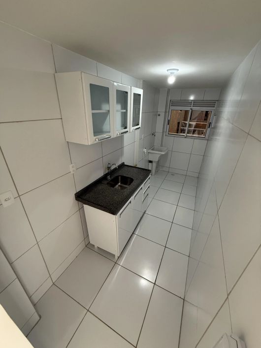Alugo apartamento 2/4, suíte, ao lado do Shopping Pátio, Maceió - AL