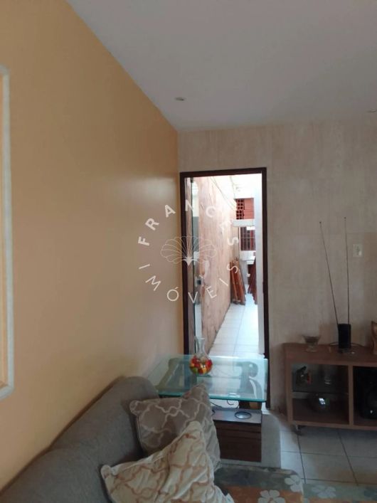 Casa grande e ventilada prox.a shopping Maceiò(ex Igutemi)