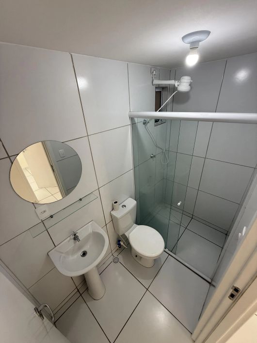 Alugo ao lado do Shopping Pátio apartamento 2/4, suíte, Maceió - AL